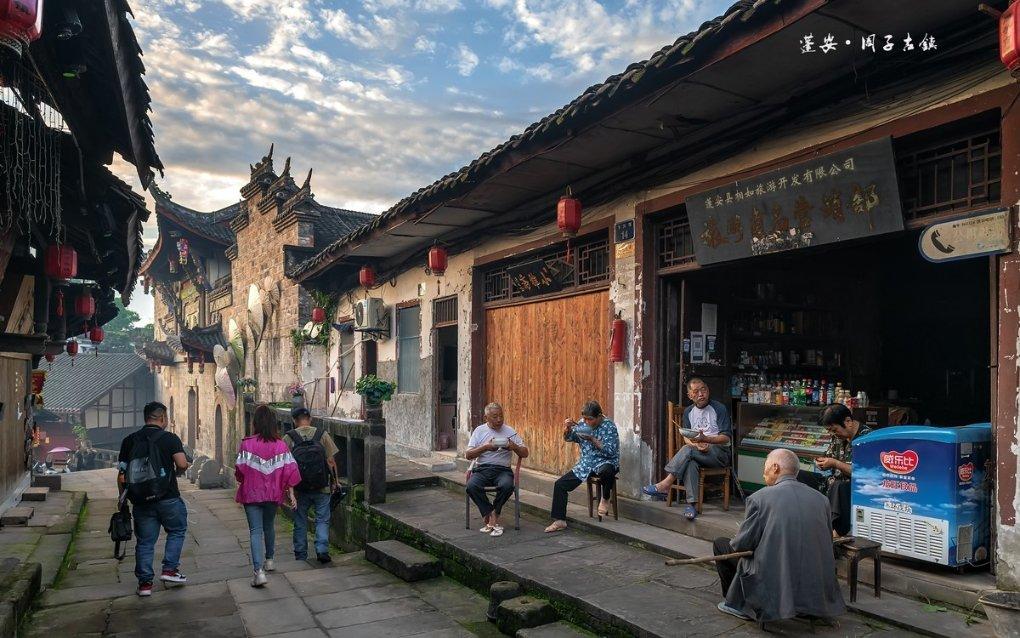 一藩属国请求改名,清皇帝听后大怒,用倒过来的国名直到今天
