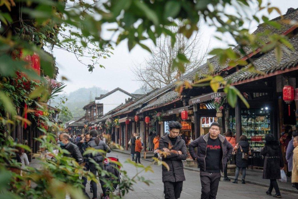 津南区辛庄镇:支起年货摊 普法“赶大集” 扫码阅读手机版